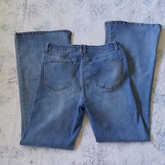 Gianni Bini 5 Pocket Button Fly Flare Leg Denim Jeans Size 7 - Picture 4 of 11